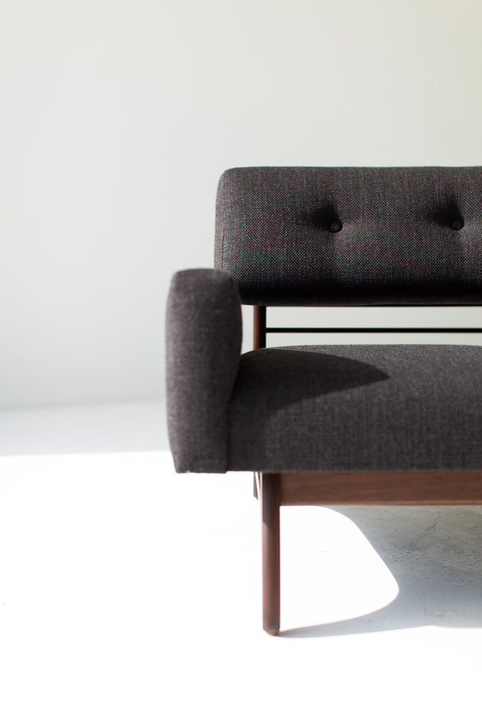 Vancouver-Modern-Lounge-Chair-05