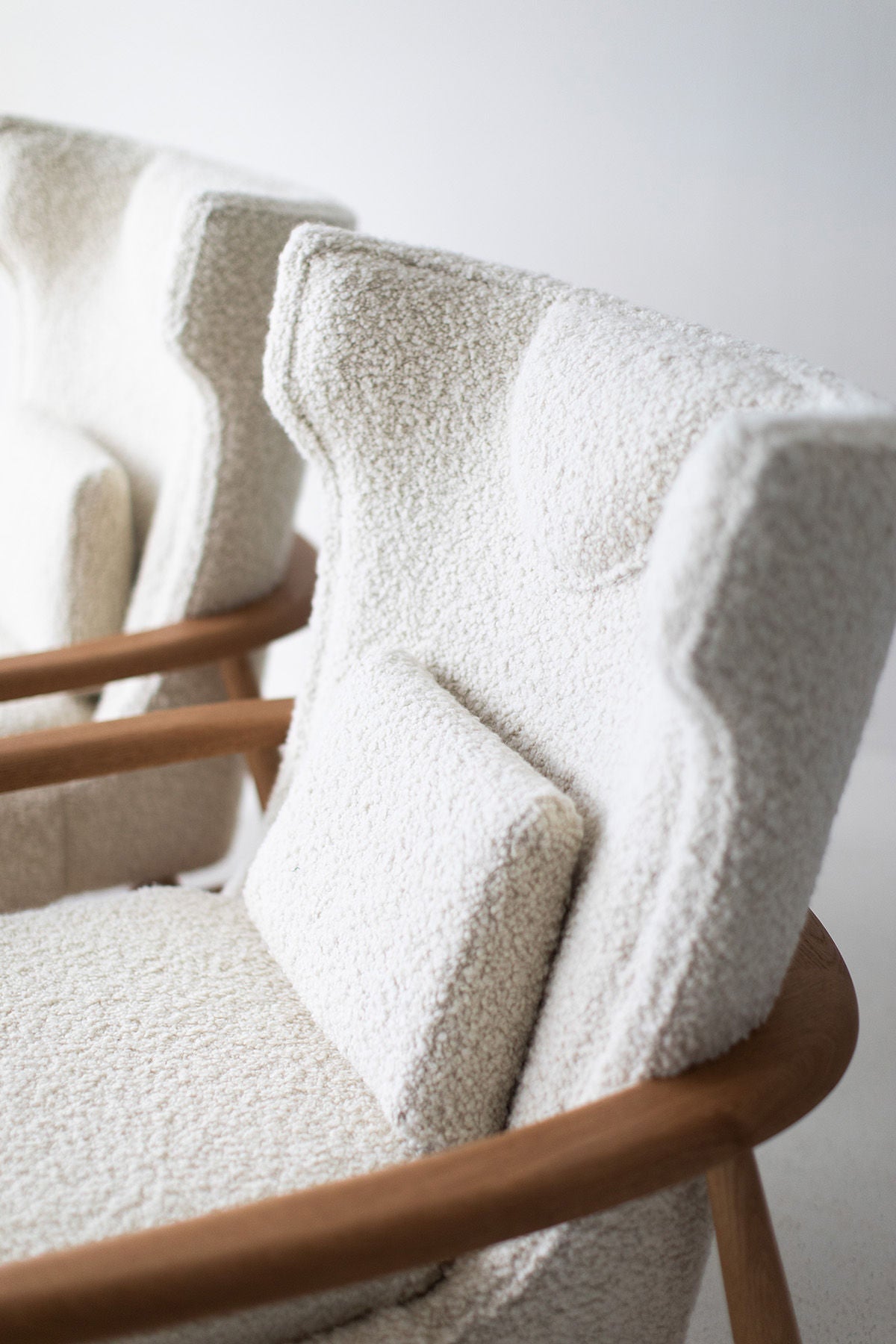 peabody-modern-wing-chair-boucle-2012p-06