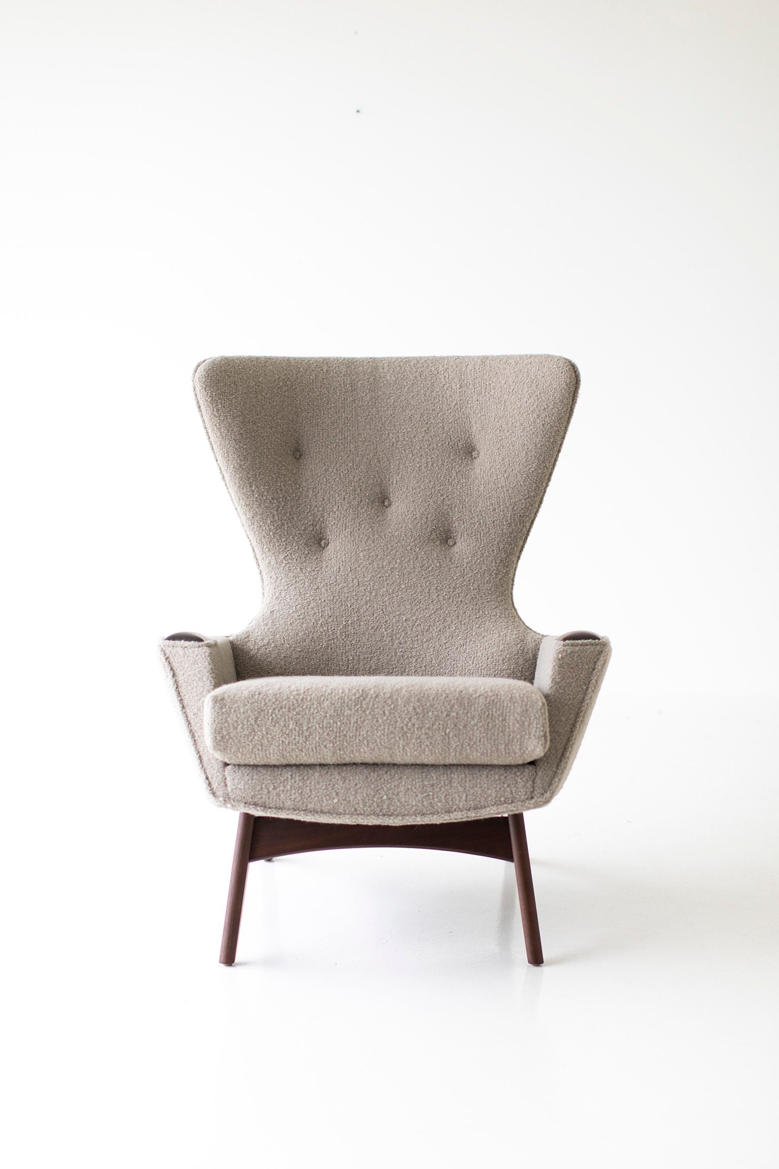 0T3A8991-wing-chair-07