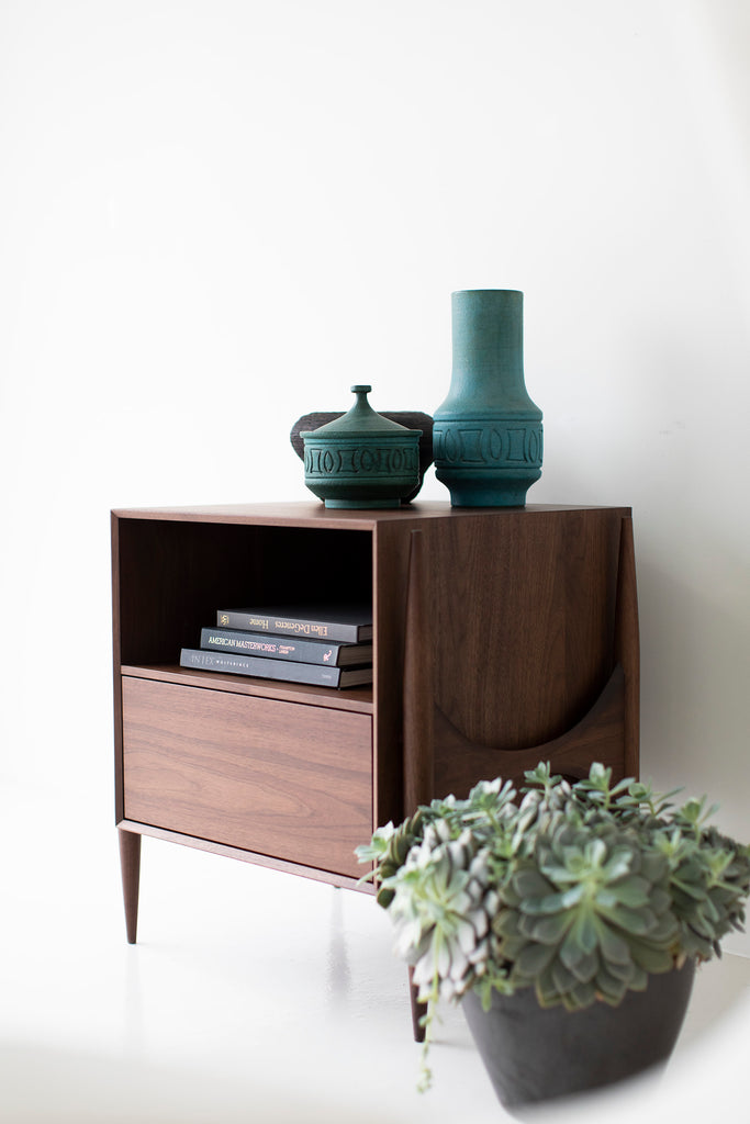      Cambre-modern-walnut-nightstand-2005-08