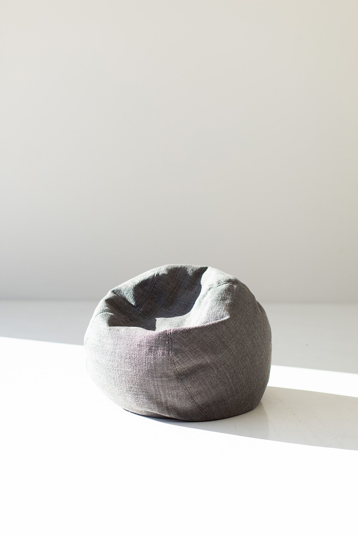Grey-Bean-Bag-05