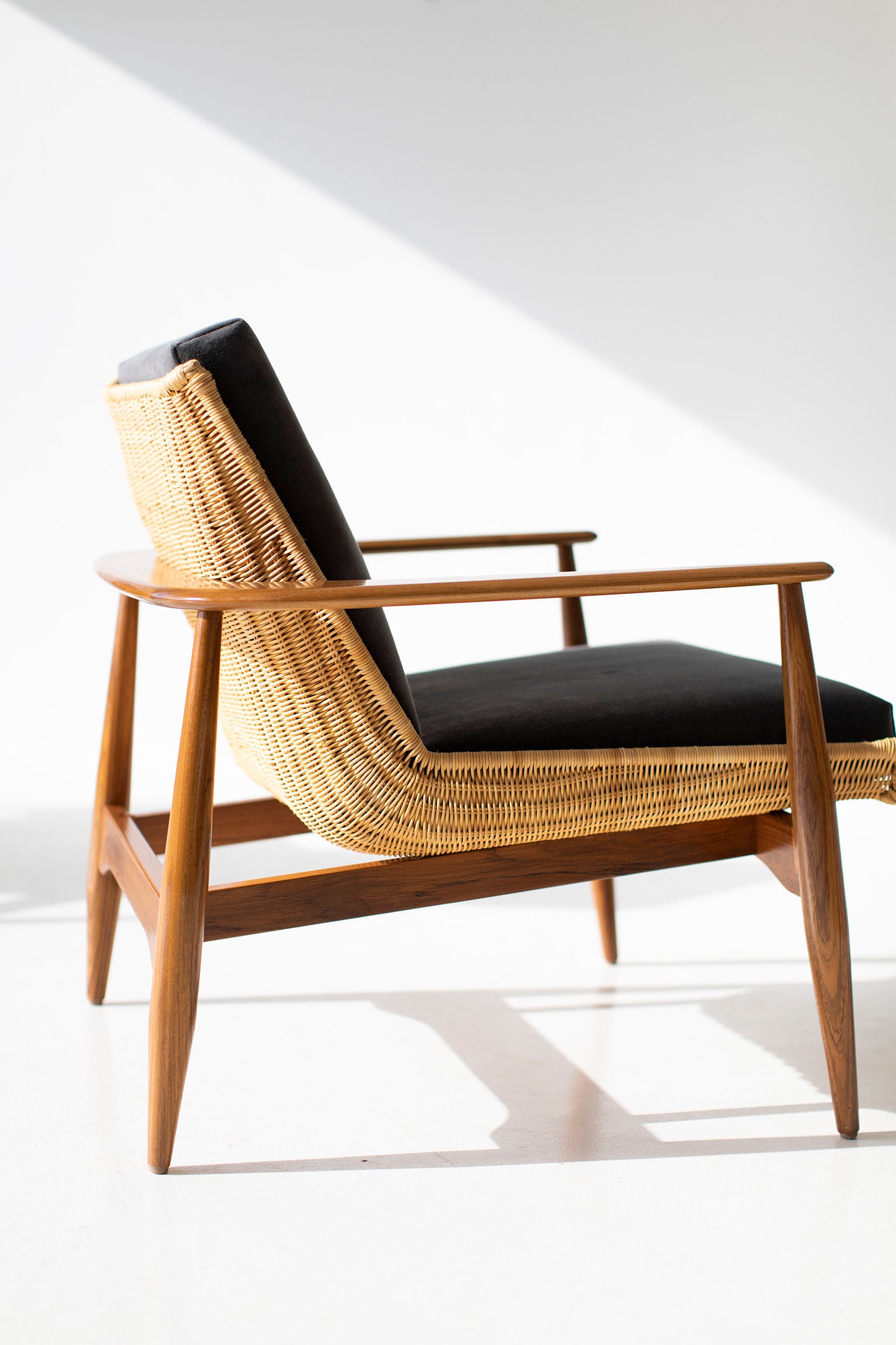 Lawrence-Peabody-Wicker-Lounge-Chair-Craft-Associates-Furniture-05