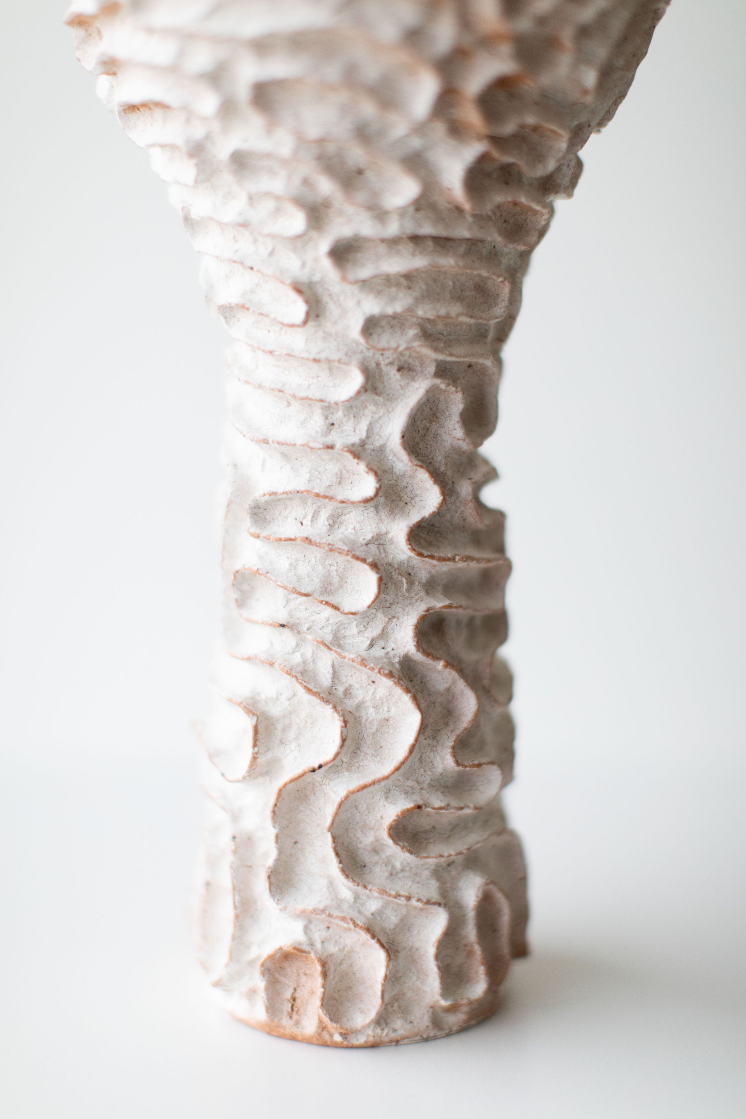 Modern-Ceramic-Vase-Suzy-Goodelman-Craft Associates-Furniture-1910-SG-06