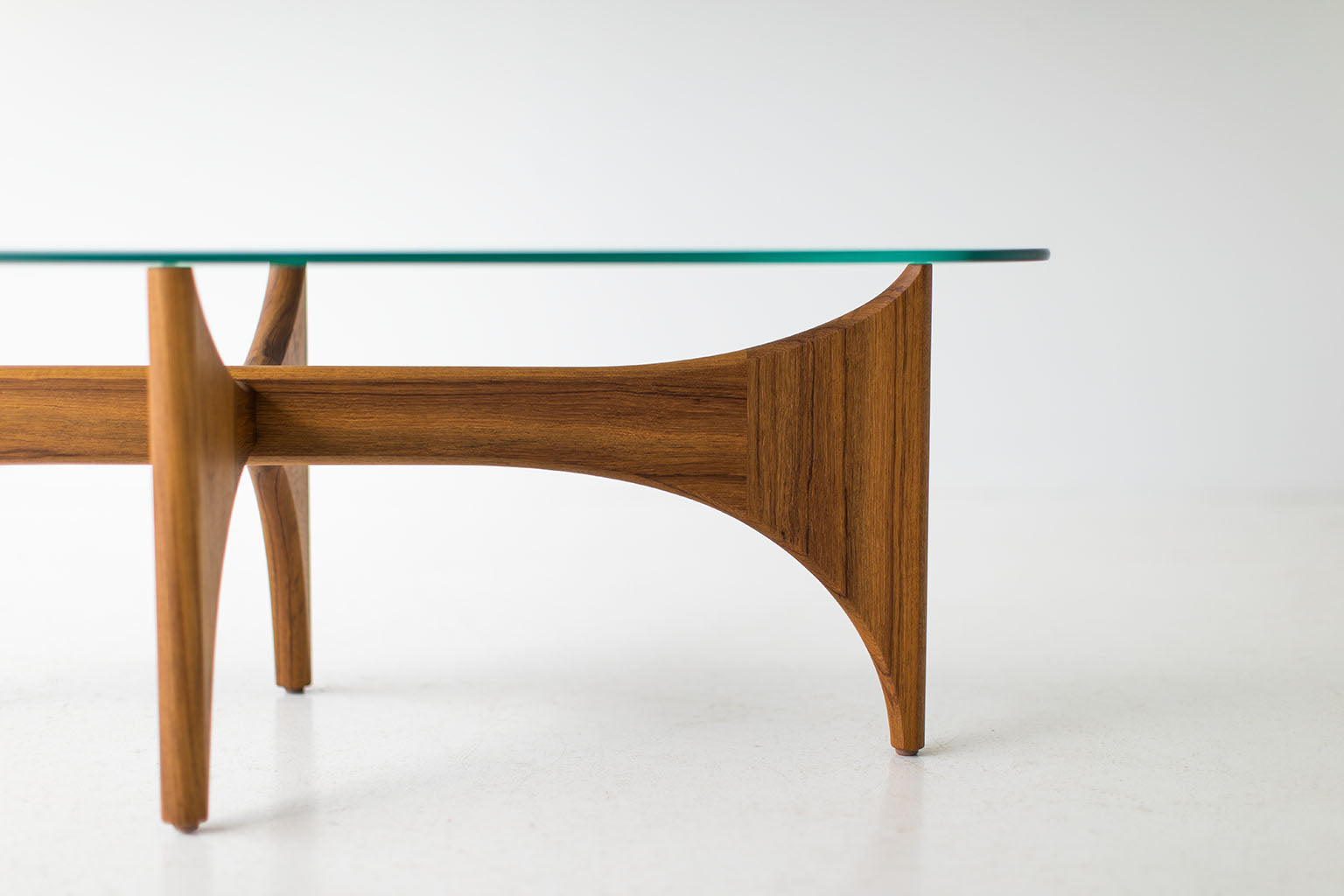 Modern-Teak-Coffee-Table-1514-Oval-05