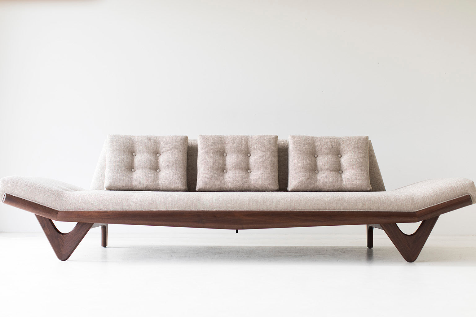 alaska-felt-modern-wood-sofa-1403-craft-associates-02