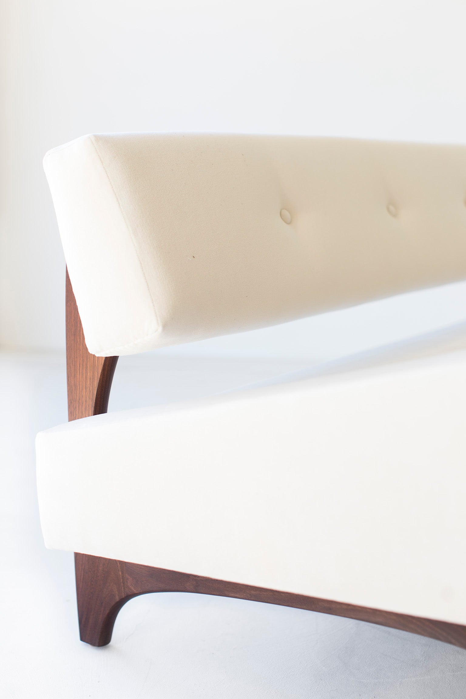 canadian-modern-sofa-walnut-1601-02