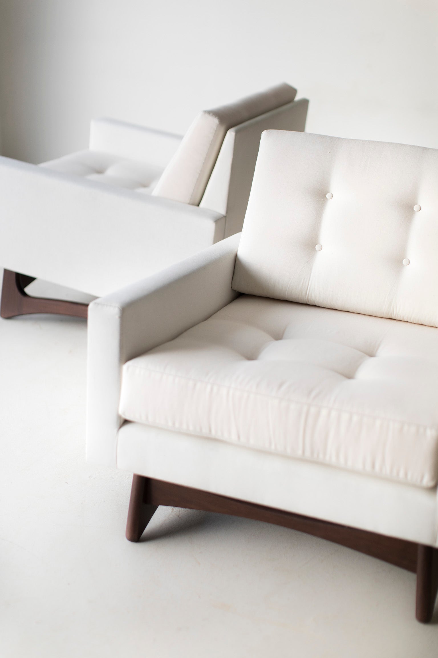 craft-modern-club-chairs-1405-04