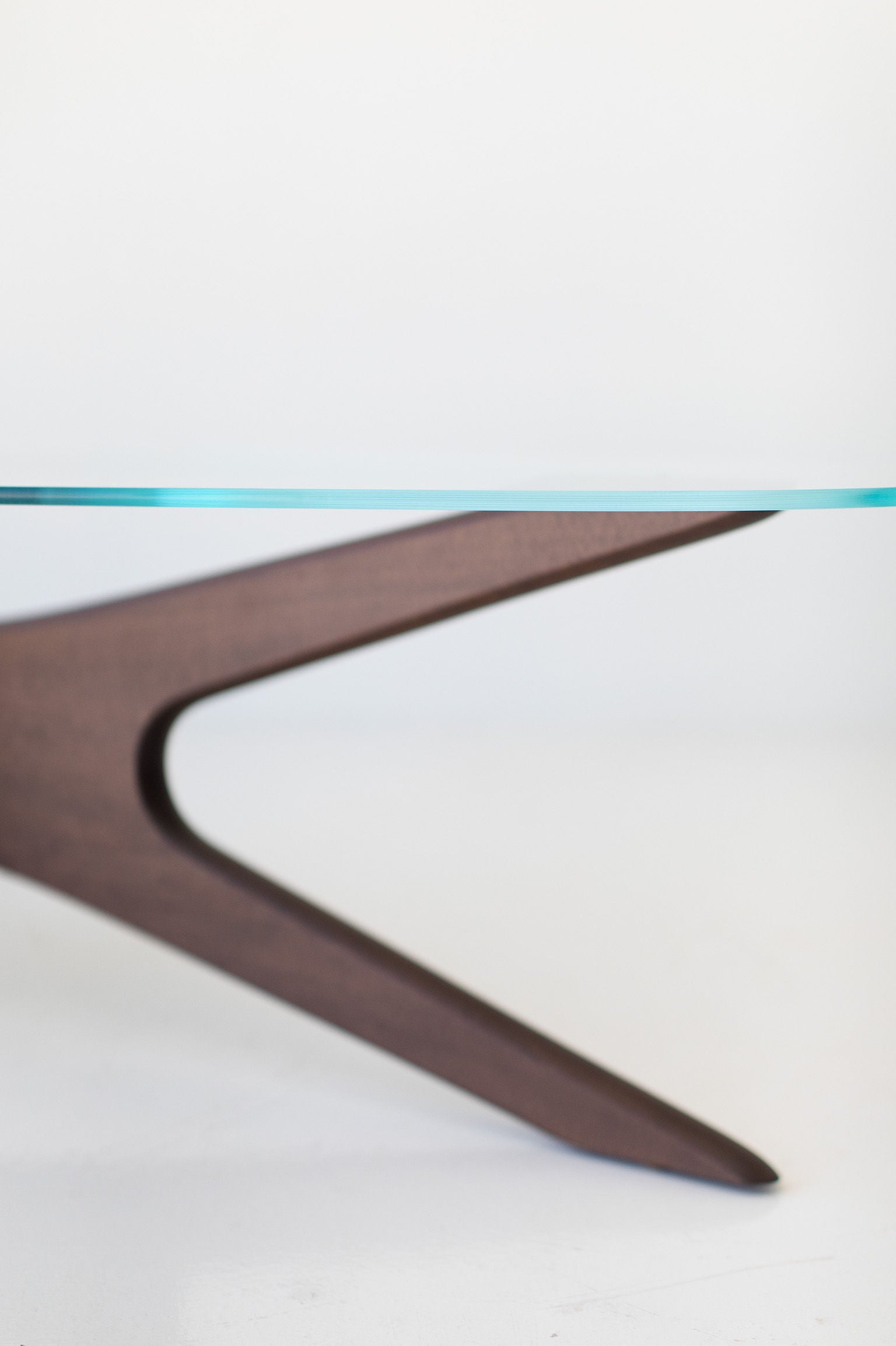      craft-modern-glass-top-coffee-table-2010-04