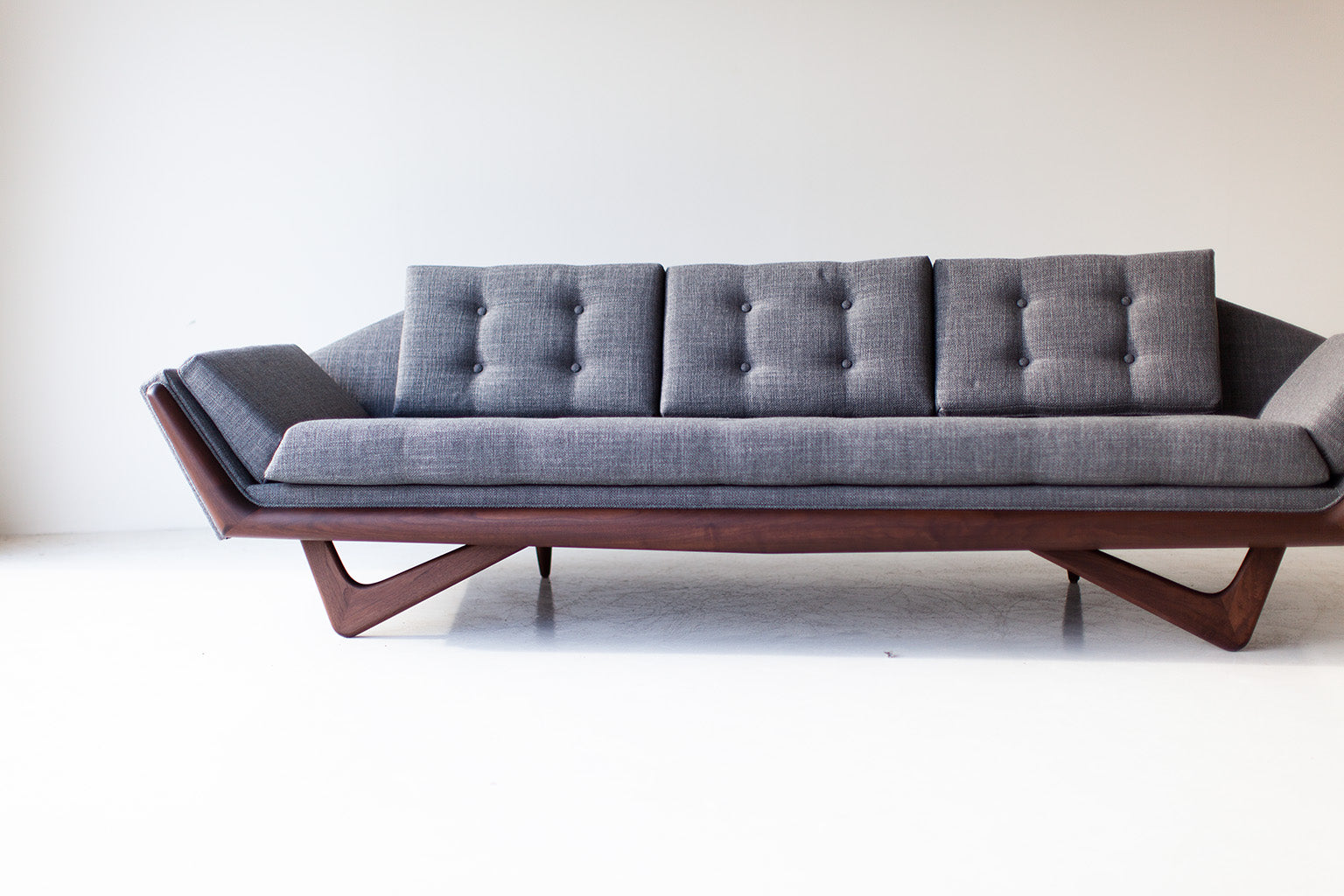 jetson-grey-modern-wood-sofa-1404-01