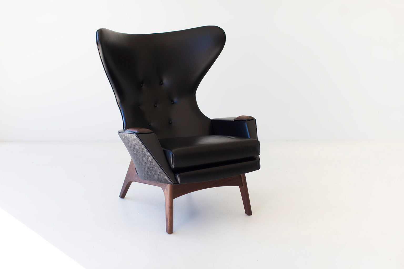 leather-wing-chair-08