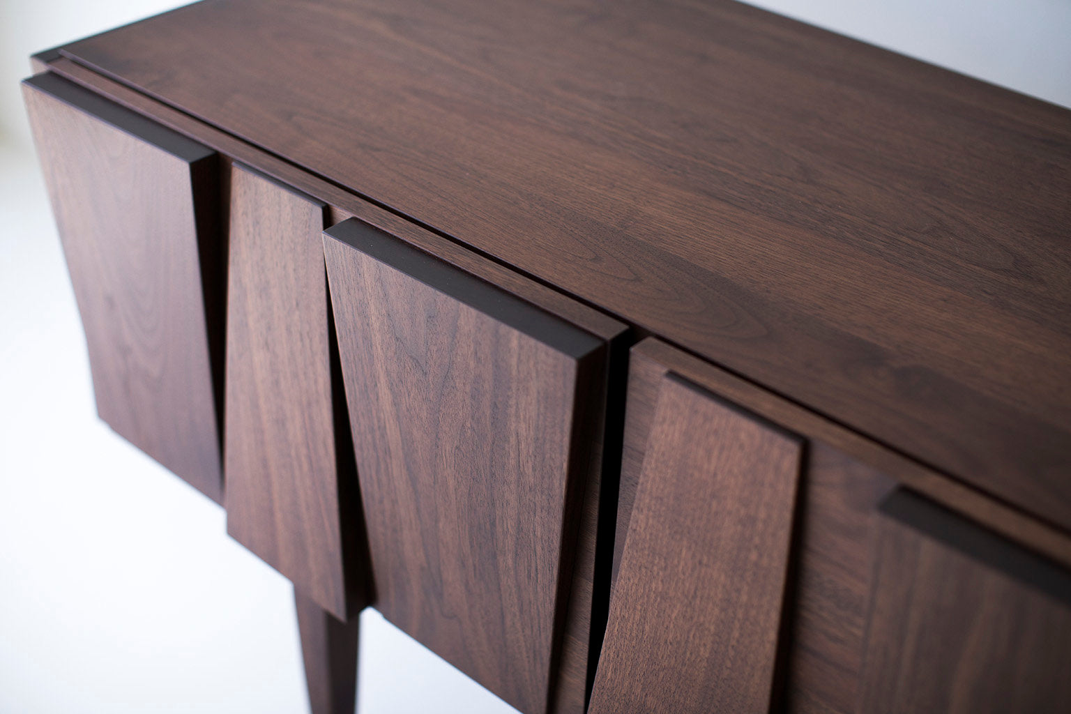 modern-console-02