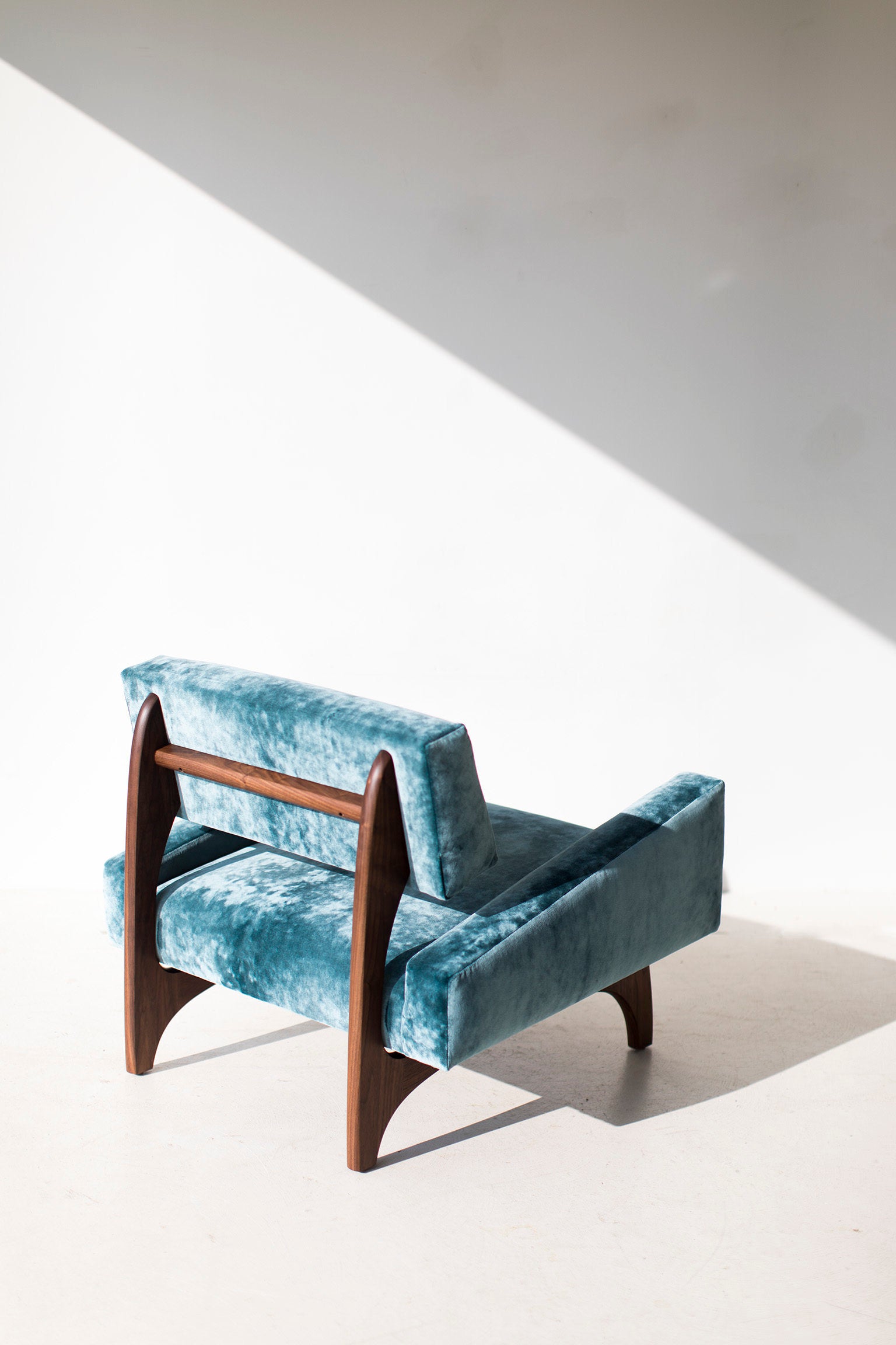 modern-lounge-chair-06
