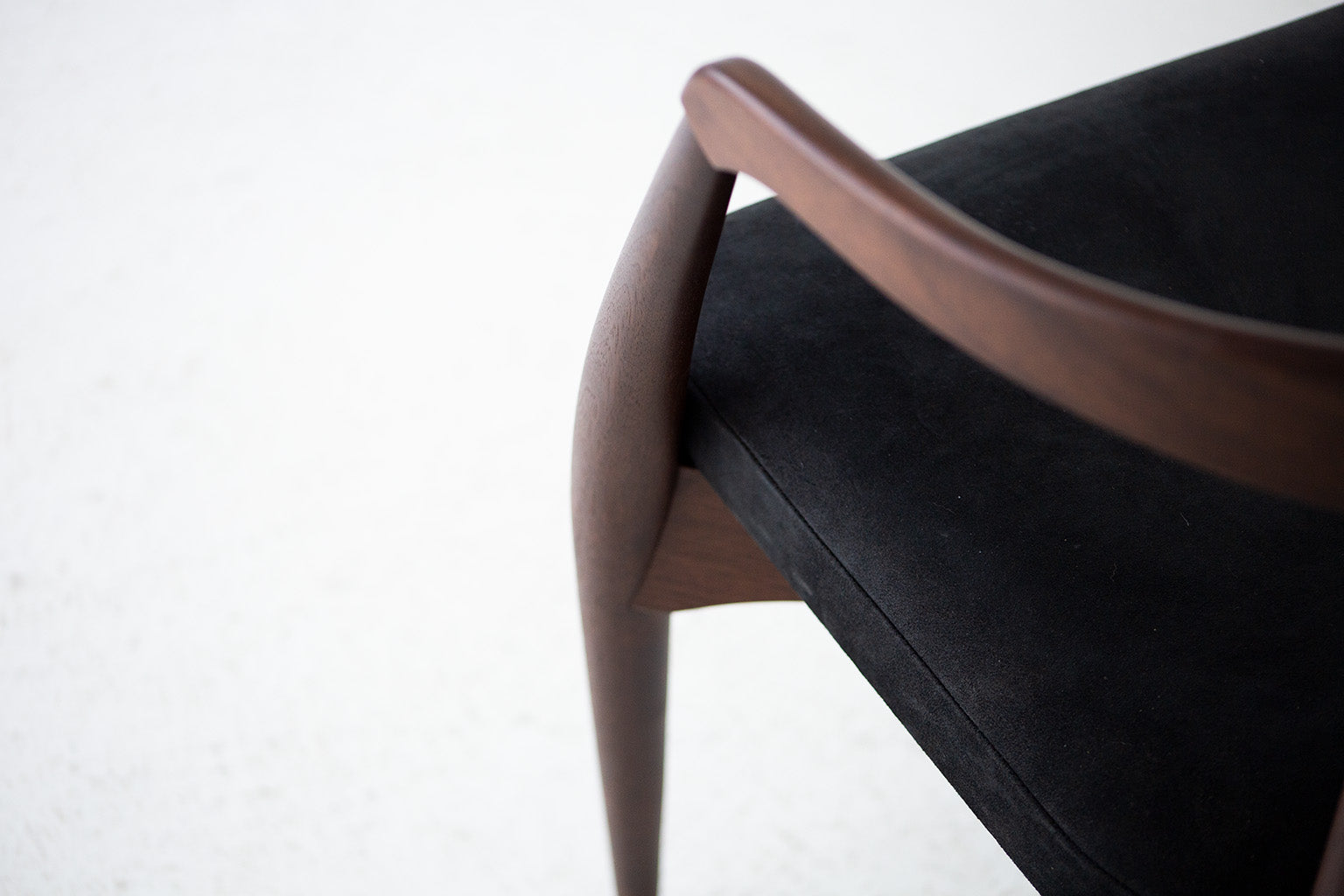peabody-cane-back-dining-chair-2317-04