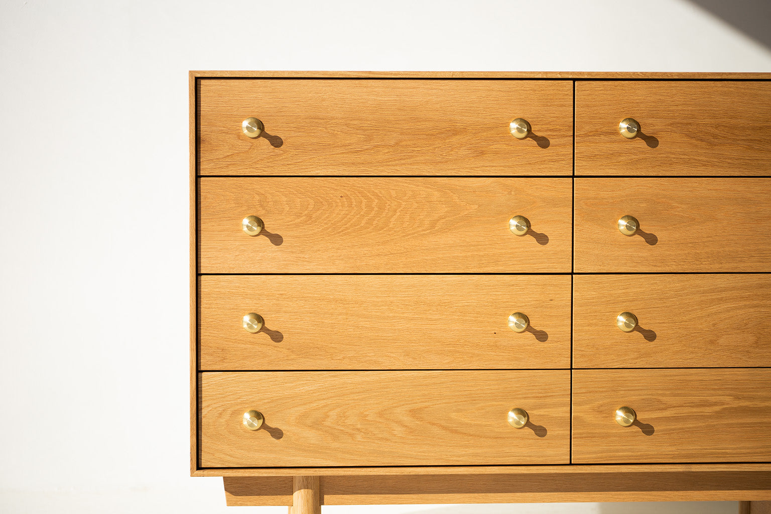 peabody-modern-oak-dresser-2201p-02