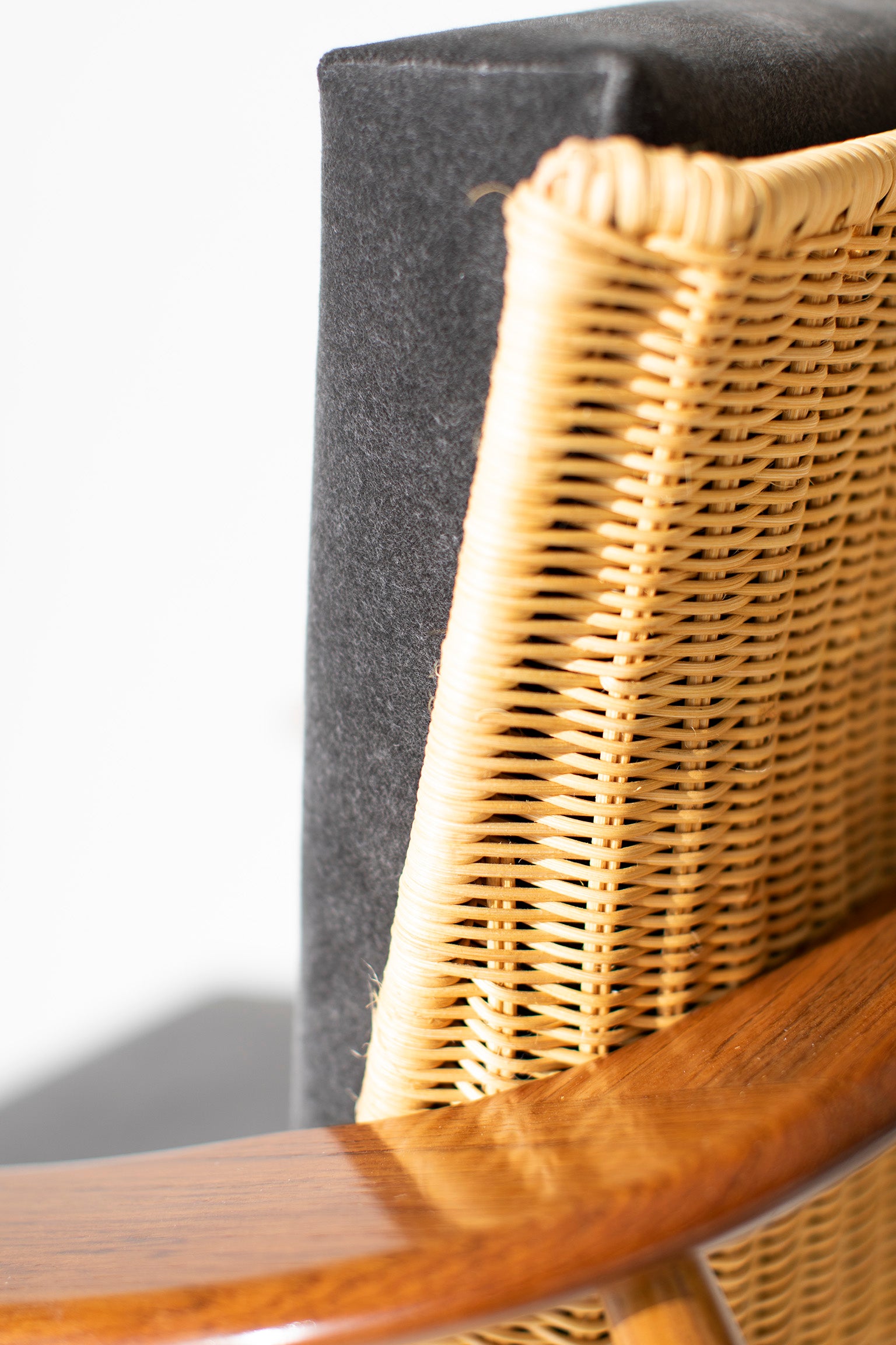 peabody-modern-wicker-lounge-chairs-1806P-04