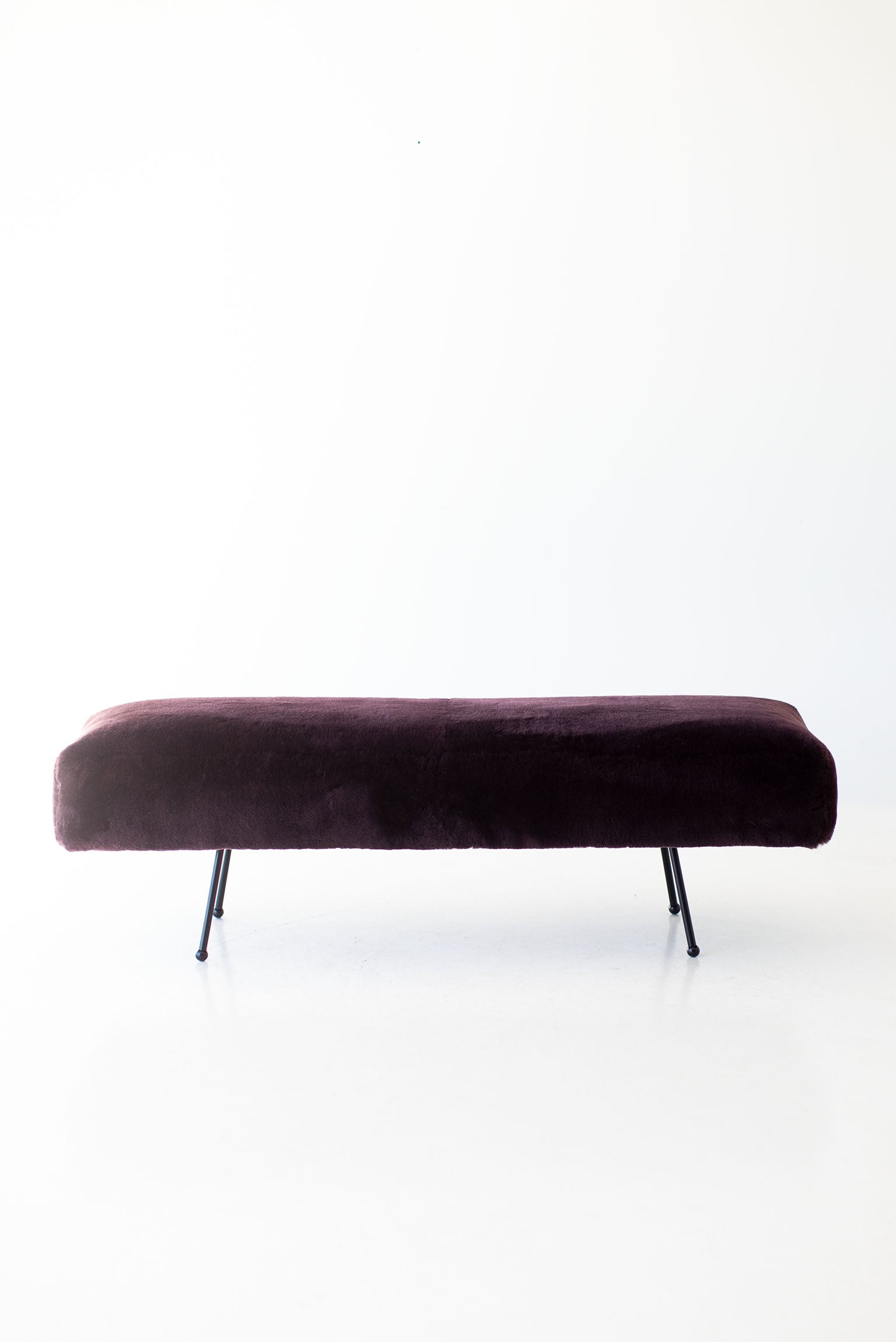      trenchard-modern-fur-bench-1710-08