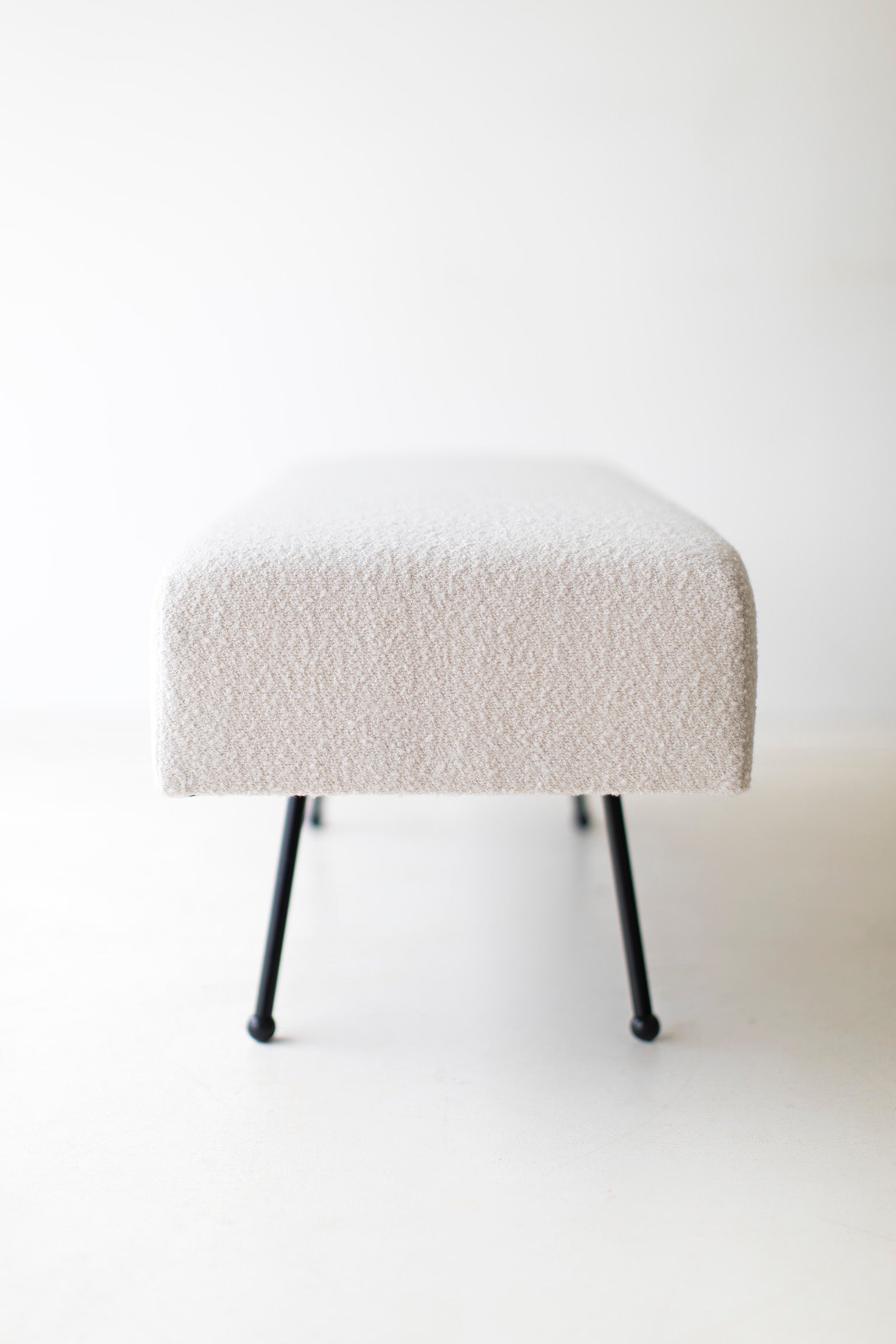 trenchard-modern-upholstered-bench-1710-02