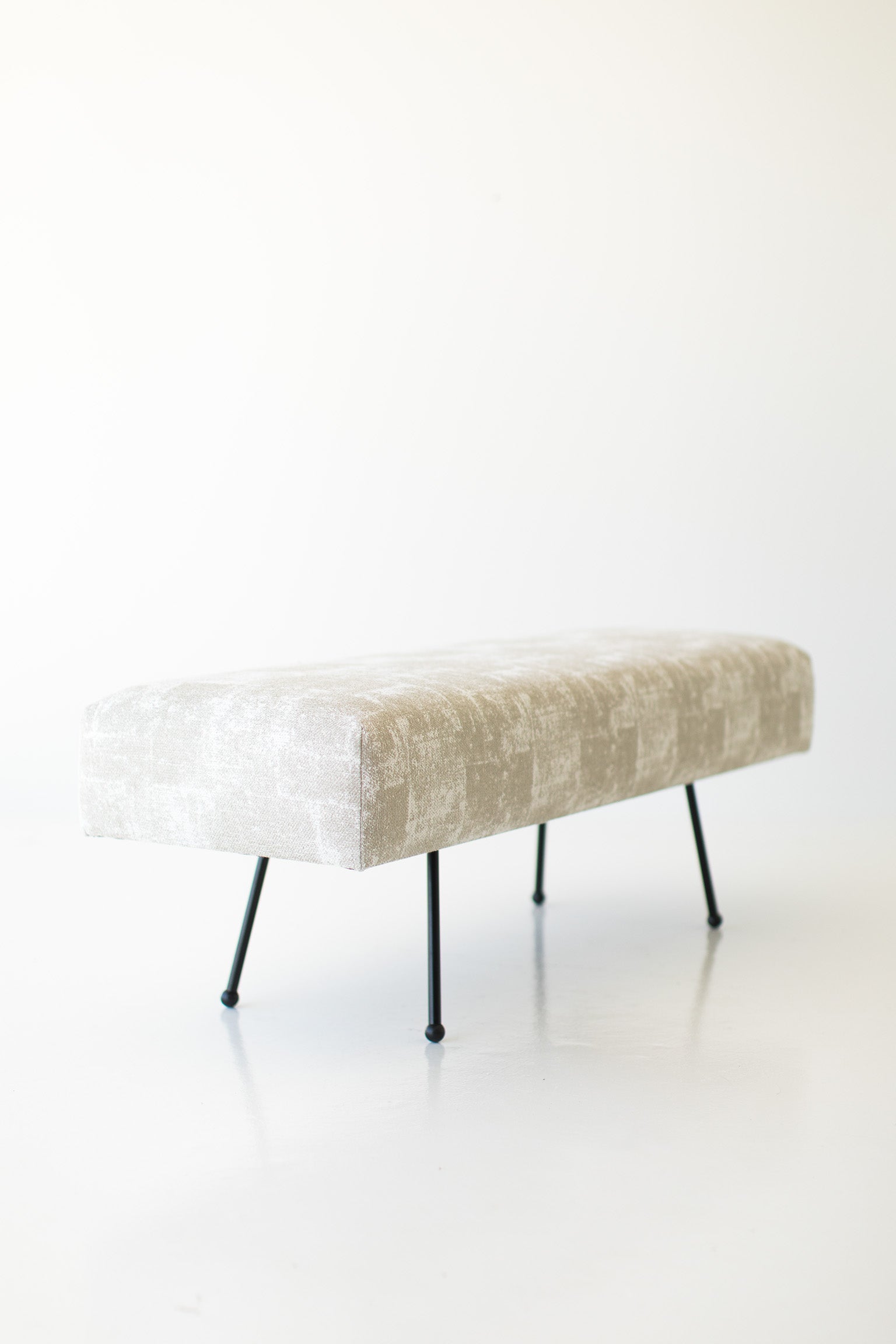trenchard-modern-upholstered-bench-1710-03