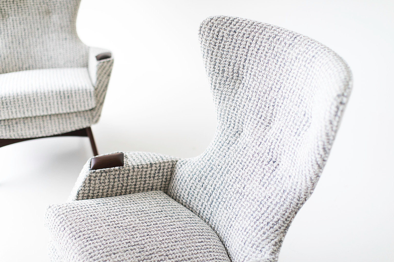 wing-chair-05