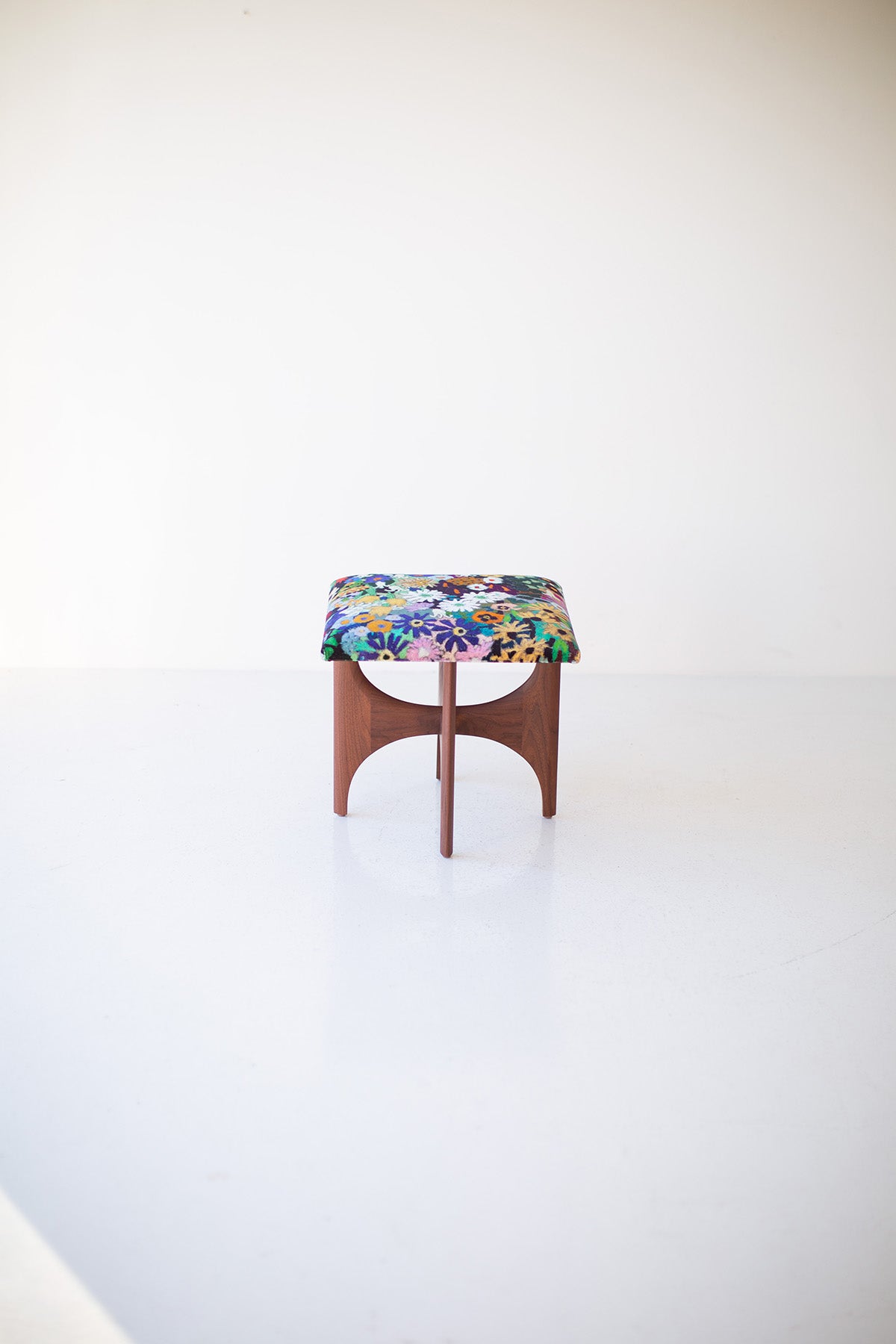 ETA-Modern-Walnut-Ottoman-Set-09