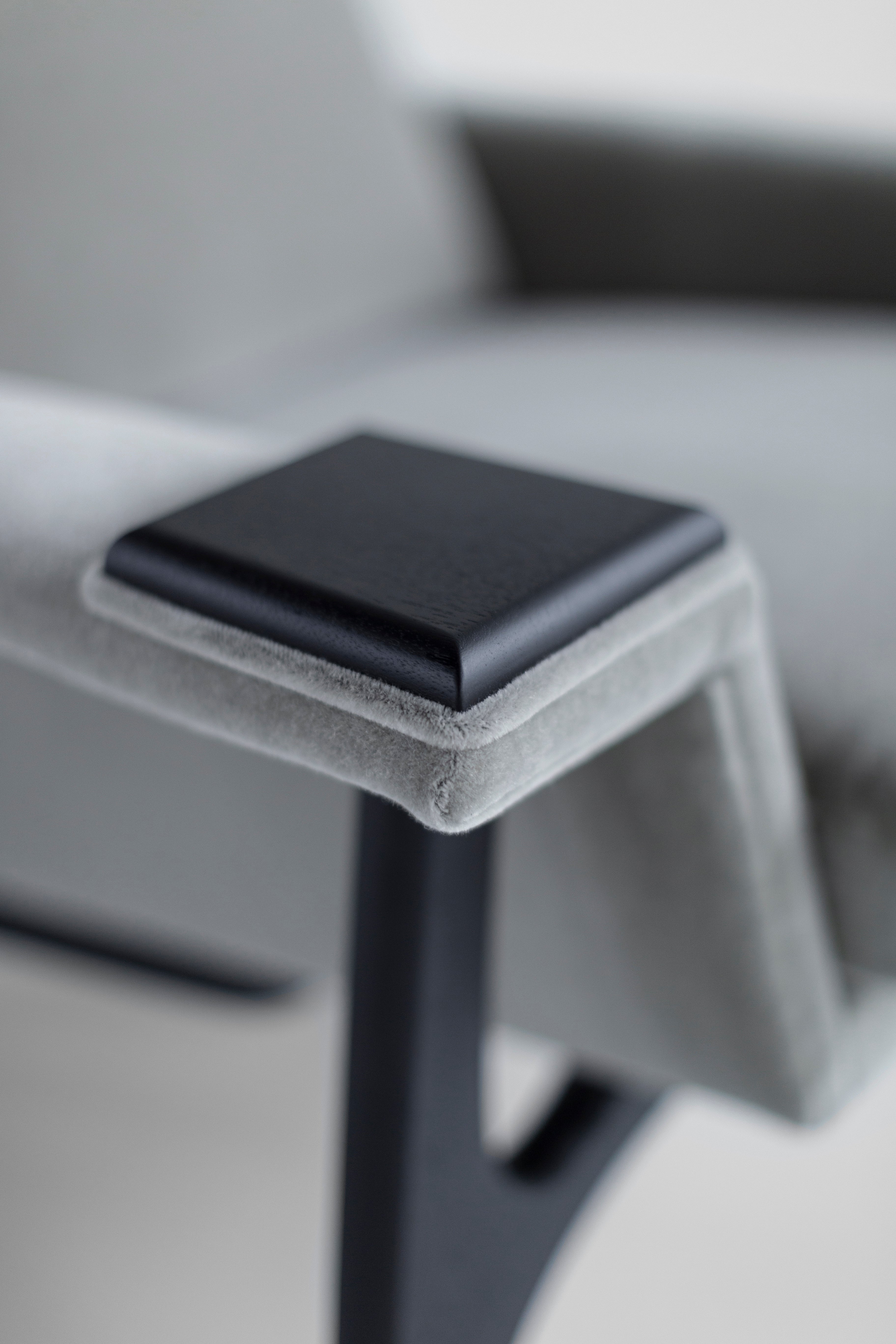 Low Lounge Chair, image 3