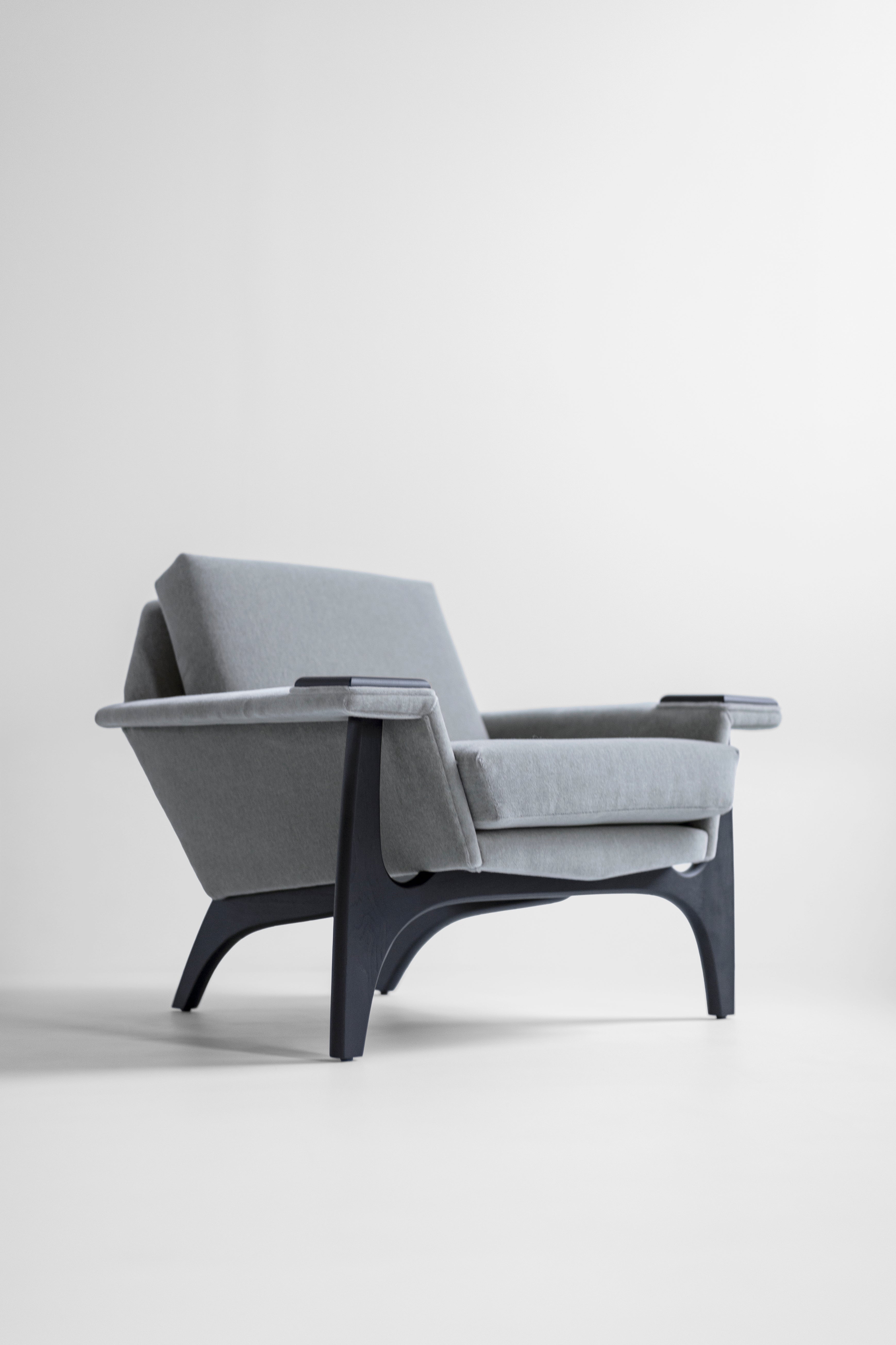 Low Lounge Chair, image 9