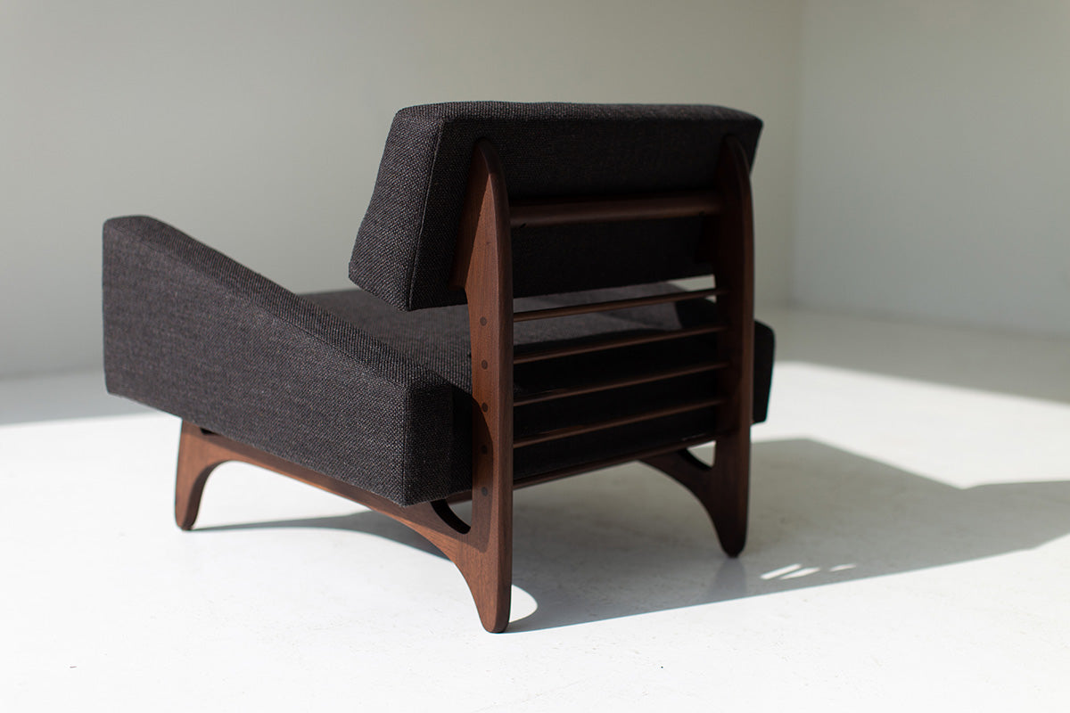 Vancouver-Modern-Lounge-Chair-02