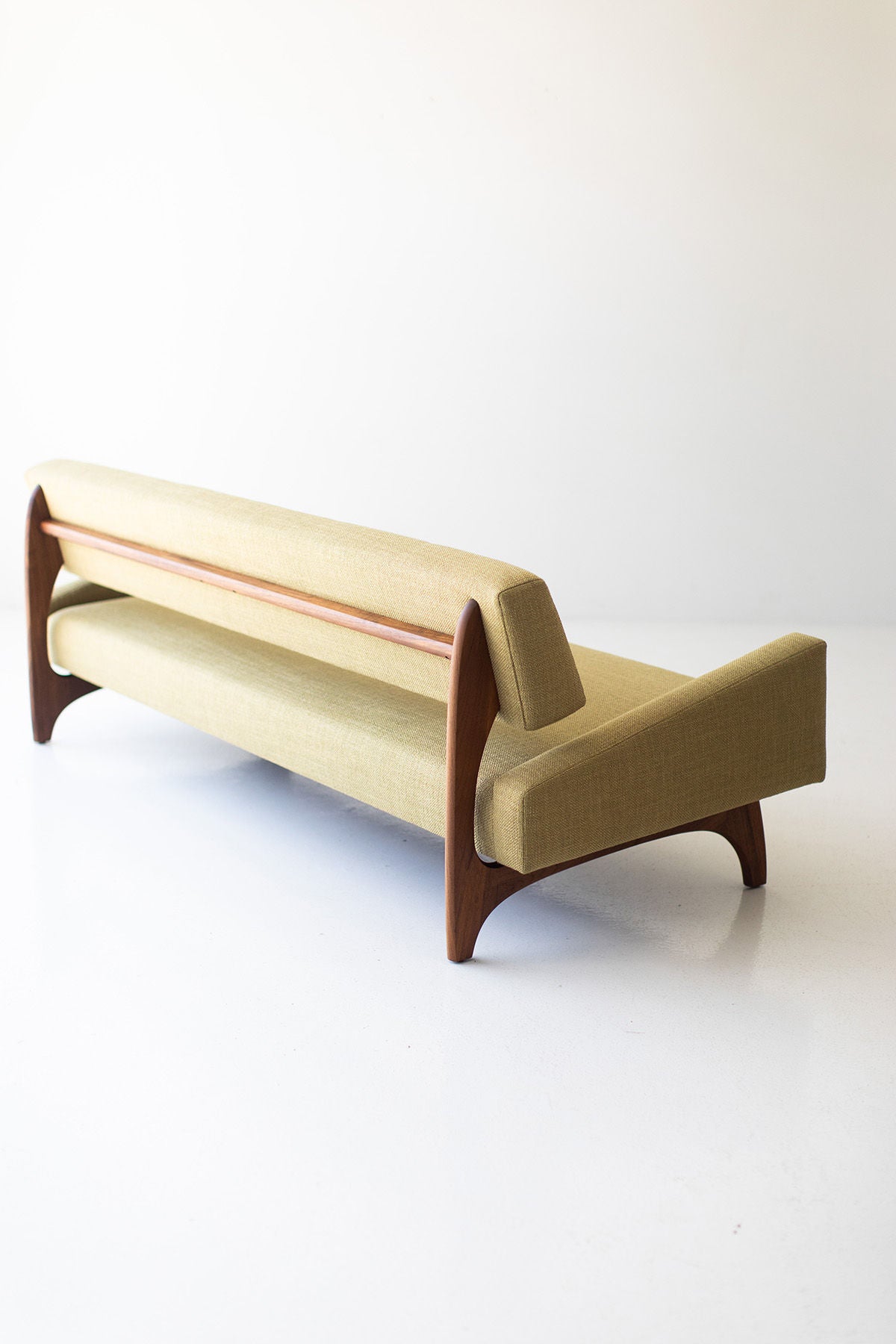 canadian-modern-sofa-teak-06