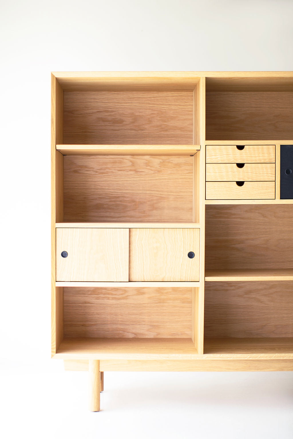 Lawrence peabody oak bookcase, image 4