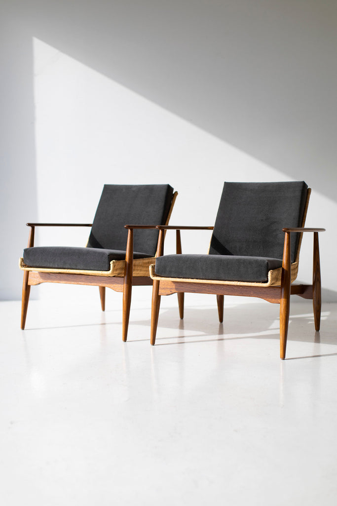Lawrence-Peabody-Wicker-Lounge-Chairs-02