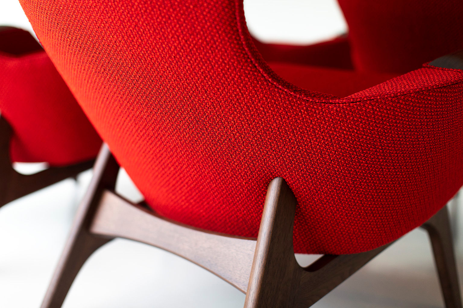 0T3A8948-Red-Wing-Chairs-04