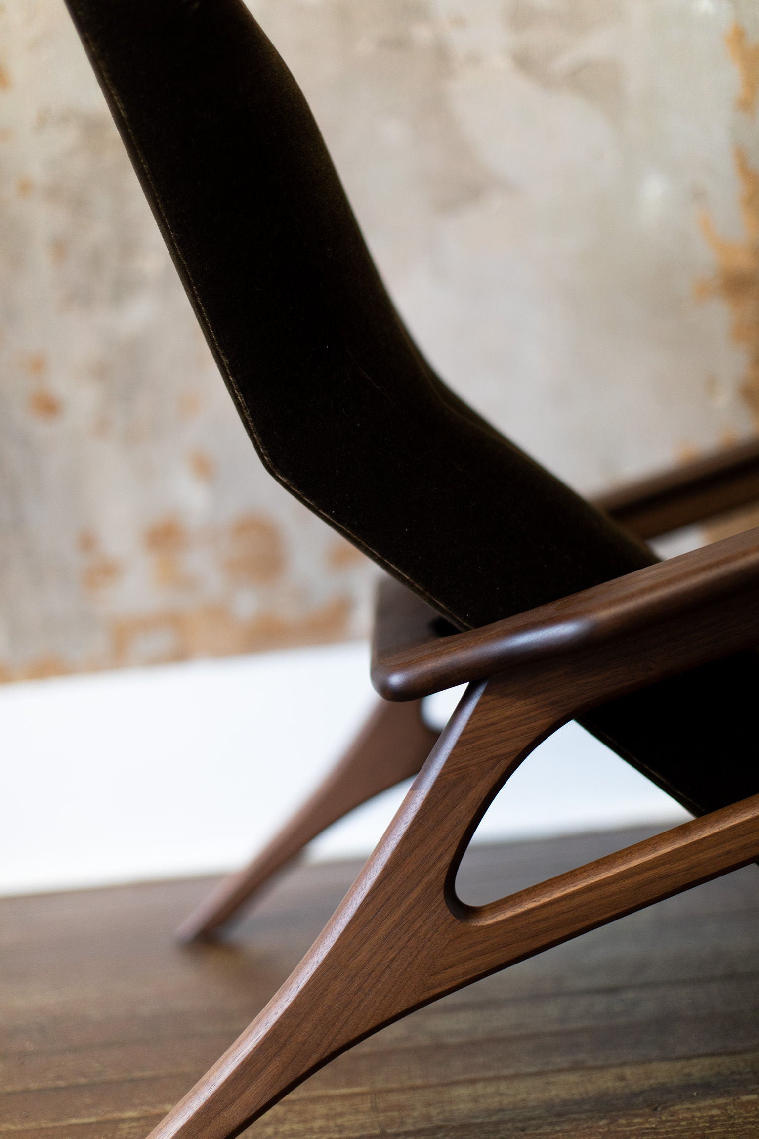 Craft Associates Modern Lounge Chair - 2002 - The Parallax