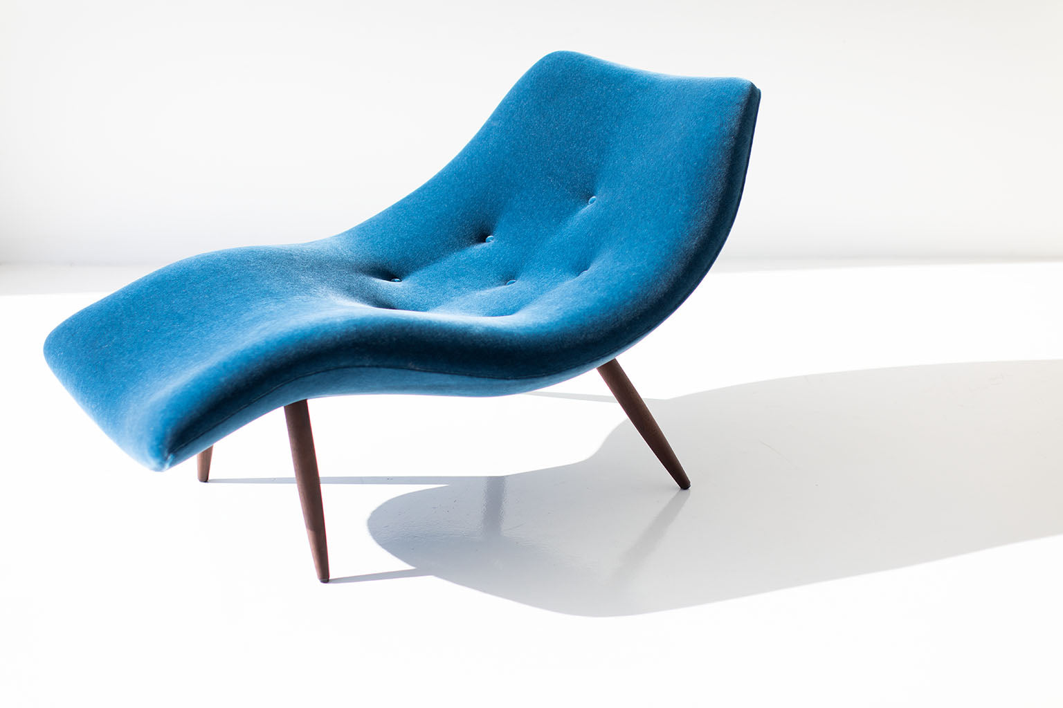      craft-modern-chaise-lounge-1704-04