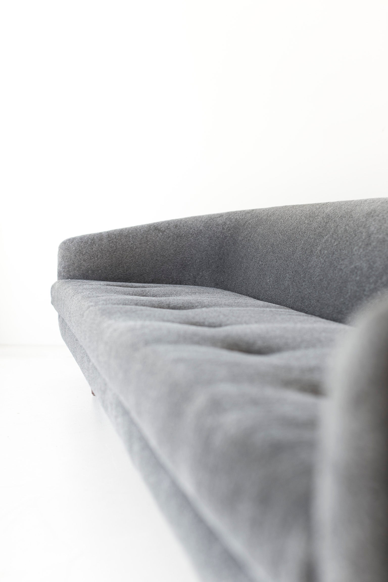      modern-fur-cloud-sofa-1408-02