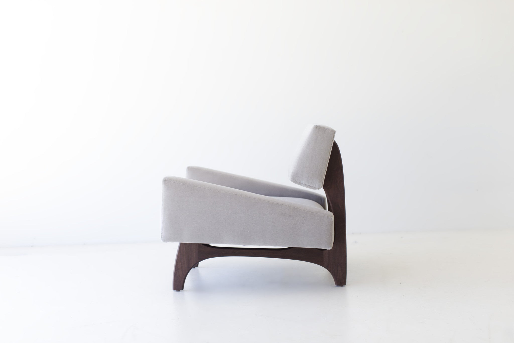 modern-mohair-armchairs-1519-04