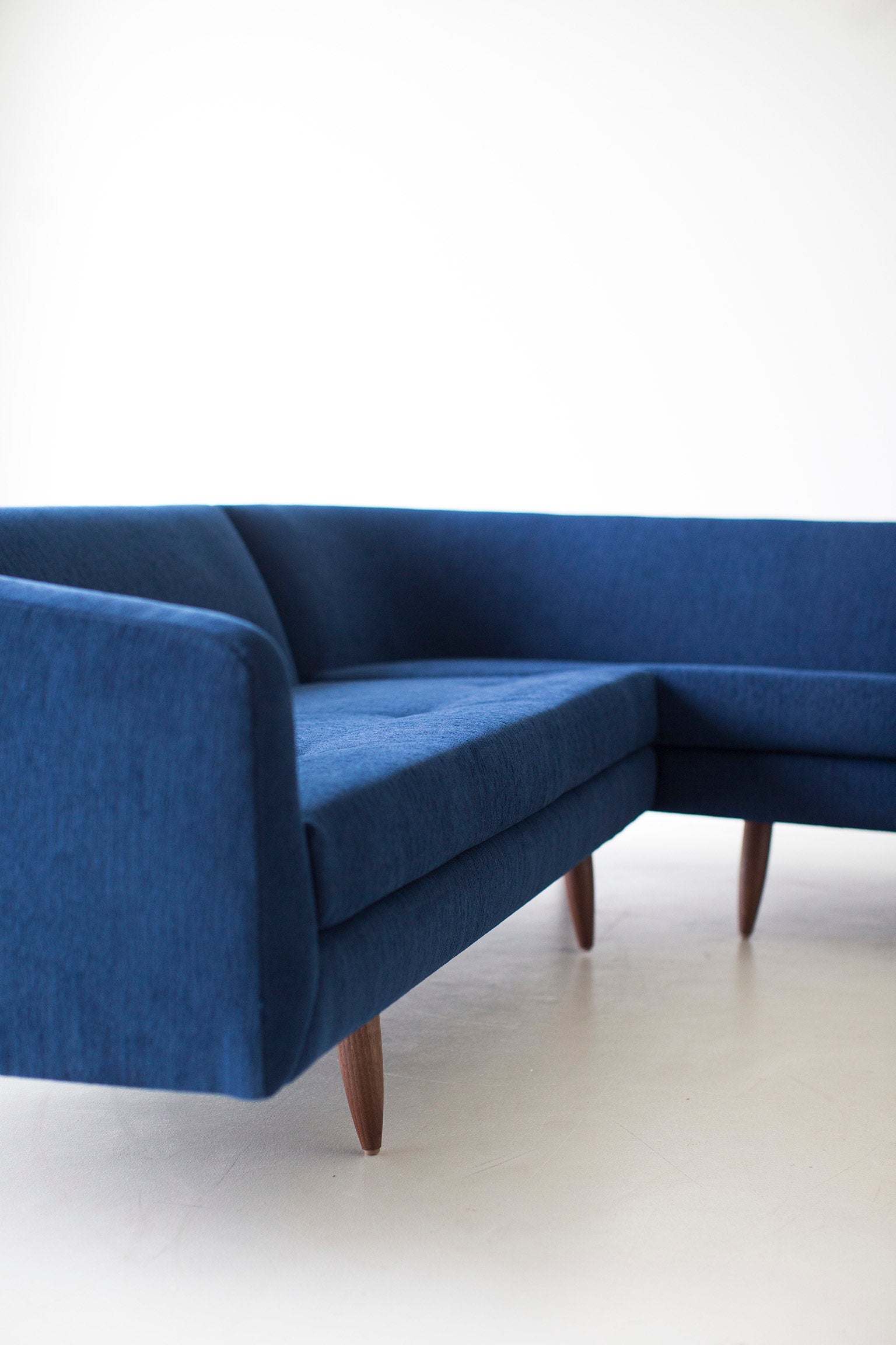 modern-sectional-sofa-01