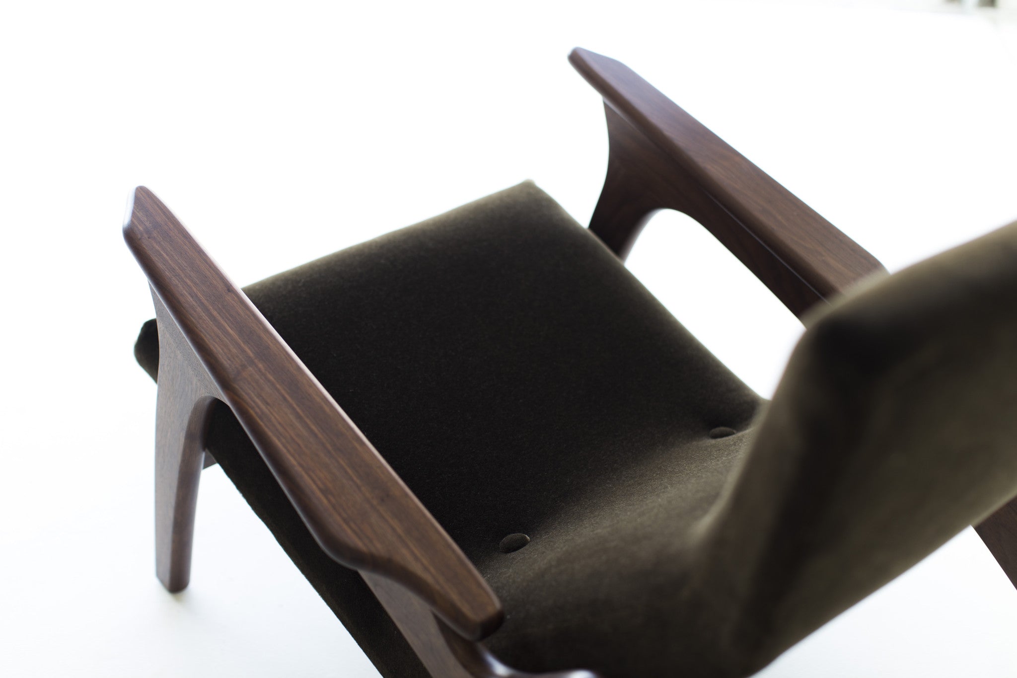 modern-wooden-arm-wing-chair-1521-craft-associates-furniture-05